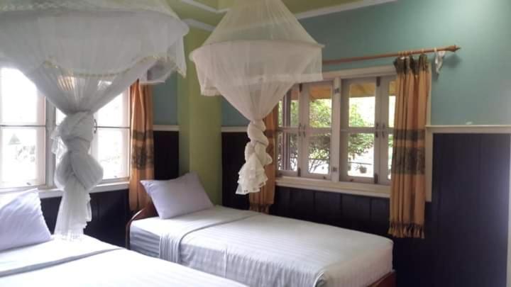 Pan Guest House Donkhone Ban Donsom Exterior photo